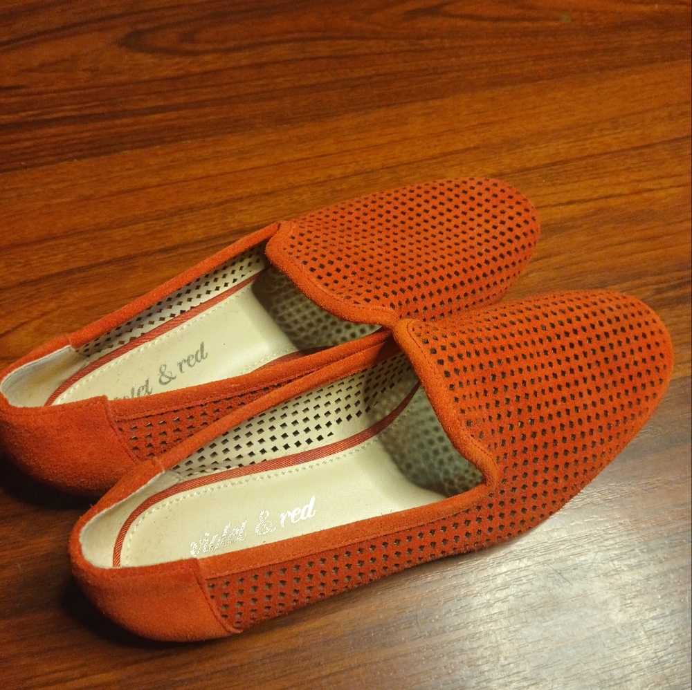 Stitch Fix Violet & Red Suede Loafers Size 6M